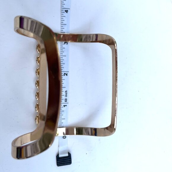 Gold Tone and Faux Pearl Statement Cuff Bracelet Retro Style - Picture 7 of 7